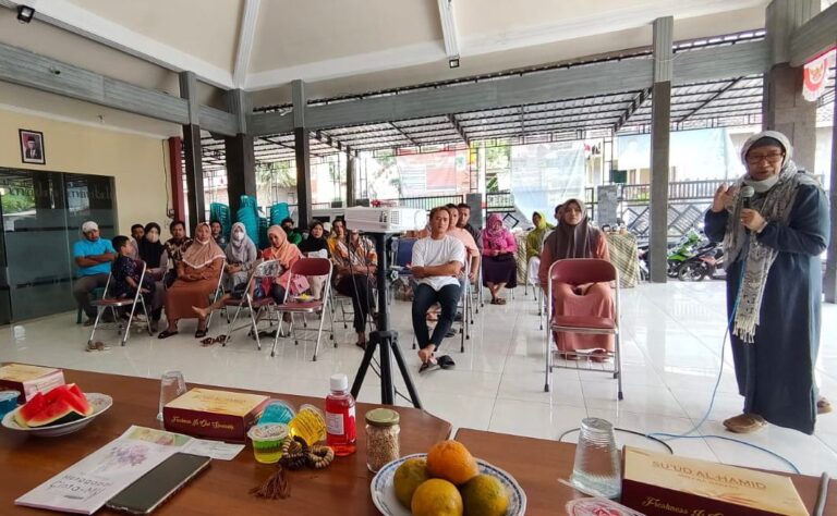 Halal Center UMM Dampingi UMKM Pasuruan Lakukan Self Declare