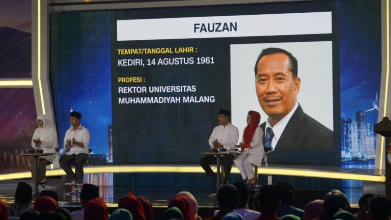 Jadi Panelis, Rektor UMM Pertanyakan Jurus Paslon Cagub-Cawagub Jatim Agar Usia Produktif Lebih Berkualitas
