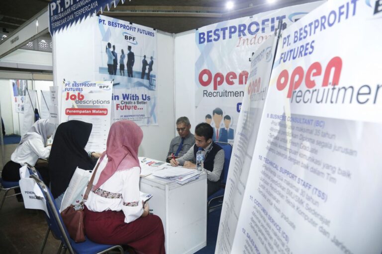 Jembatani Karir Alumni, UMM Gelar Job Fair dan Entrepreneur Expo