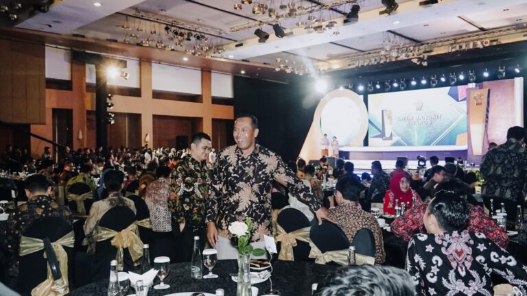 Keren, Kontribusi Aktif Atasi Covid-19 Bawa UMM Raih Jatim Bangkit Award