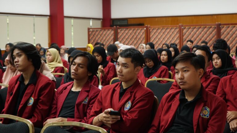 Kolokium Doktoral FISIP UMM Beri Solusi Tingkatkan Kualitas Pelayanan Publik
