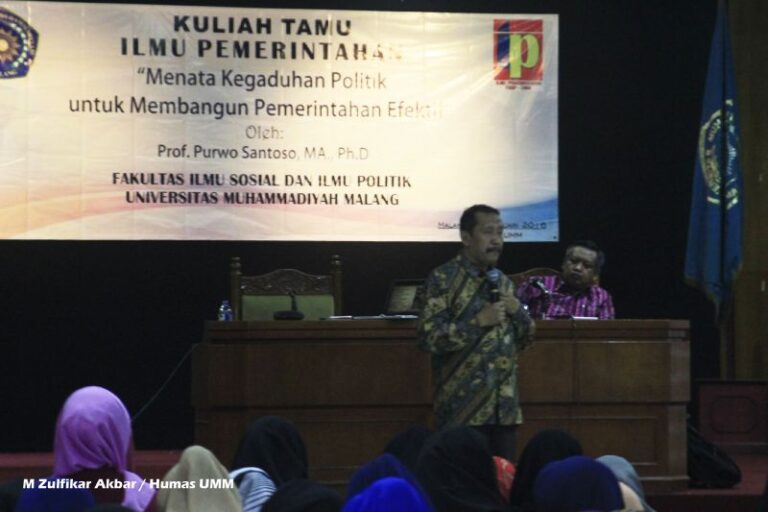 Kuliah Tamu Pemerintahan Bincangkan Kegaduhan Politik Bangsa