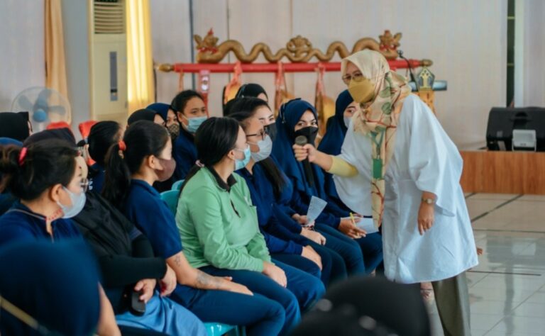 LK UMM Ajari Menulis Warga Binaan Lapas Perempuan Malang