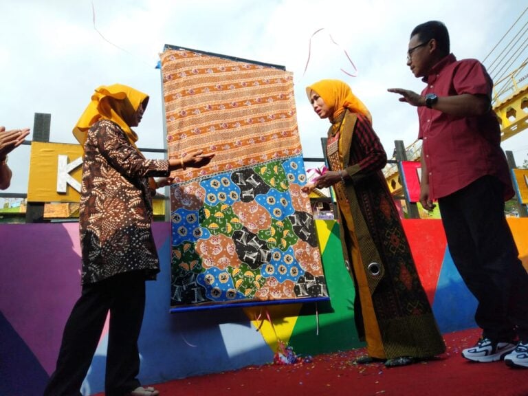 Lembaga Kebudayaan UMM Persembahkan Motif Batik Khas KWJ