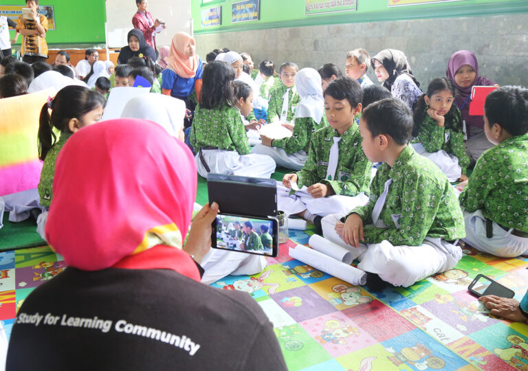 Lesson Study Hadirkan Sekolah Berbasis Komunitas