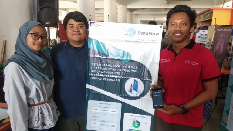 Mahasiswa UMM Buat Aplikasi Agar Masyarakat Melek Obat-obatan