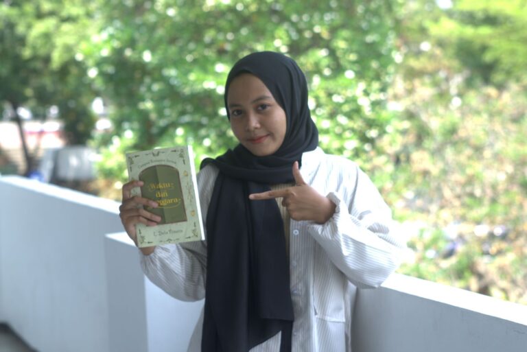 Mahasiswa UMM Terbitkan Buku 17 Juta Pembaca, Jadikan Tugas Akhir Pengganti Skripsi