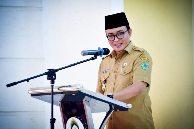Menilik Perjalanan Alumni UMM Bupati Pamekasan, Baddrut Tamam
