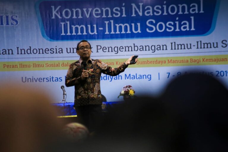 Mensesneg di UMM: Ilmu Sosial adalah Pemimpin Ilmu