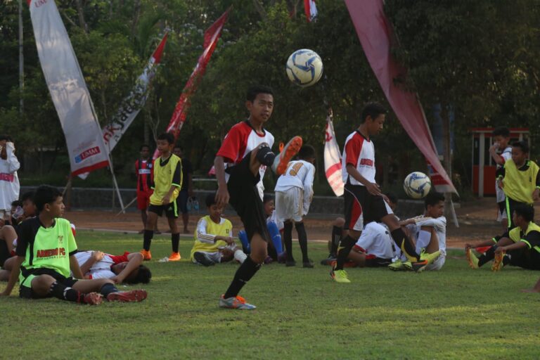 Mulai Hari Ini, 96 Tim Sepak Bola U-11 Se-Jawa Bali dan Indonesia Timur Berlaga di Piala Rektor UMM 2018