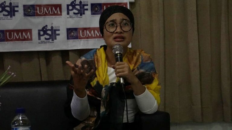 Okky Madasari Serukan Muatan Narasi Wacana Kritis di Tiap Karya Sastra untuk Perangi Ekstrimisme