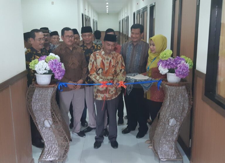 Peringati Milad ke-2, Klinik Surya Medika Sumbawa Buka Layanan Skin Care dan Bistro