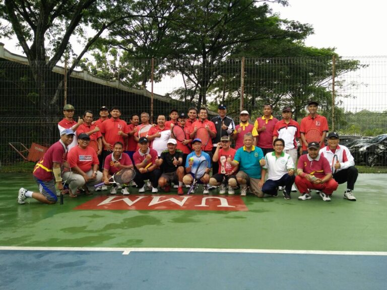 Pertandingan Tenis Persahabatan, Tim Rektor UMM Ungguli Tim Wakil Rektor II UMS