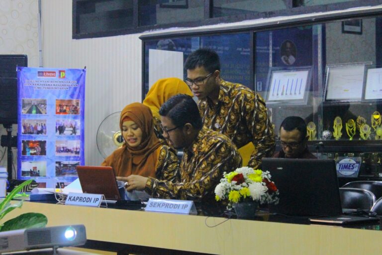 Prodi Ilmu Pemerintahan Pertahankan Akreditasi A
