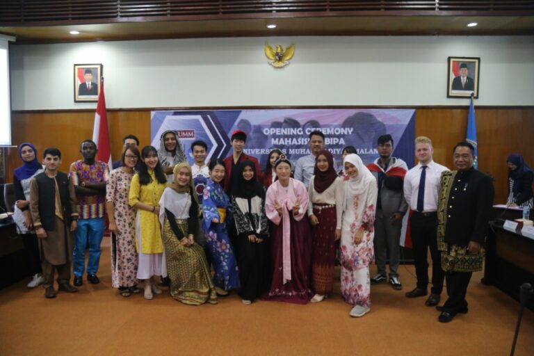 Puluhan Mahasiswa Asing Siap Belajar Bahasa dan Budaya Indonesia di UMM