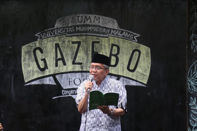 Refleksi di UMM, Taufiq Ismail Ingin Bangkitkan Literasi Sastra Pelajar Indonesia