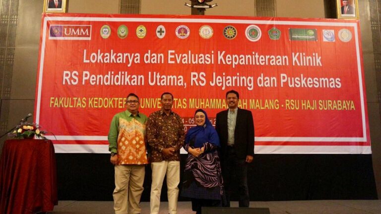 Rektor Fauzan: Seorang Dokter Juga Harus Punya Kepribadian Melayani Masyarakat
