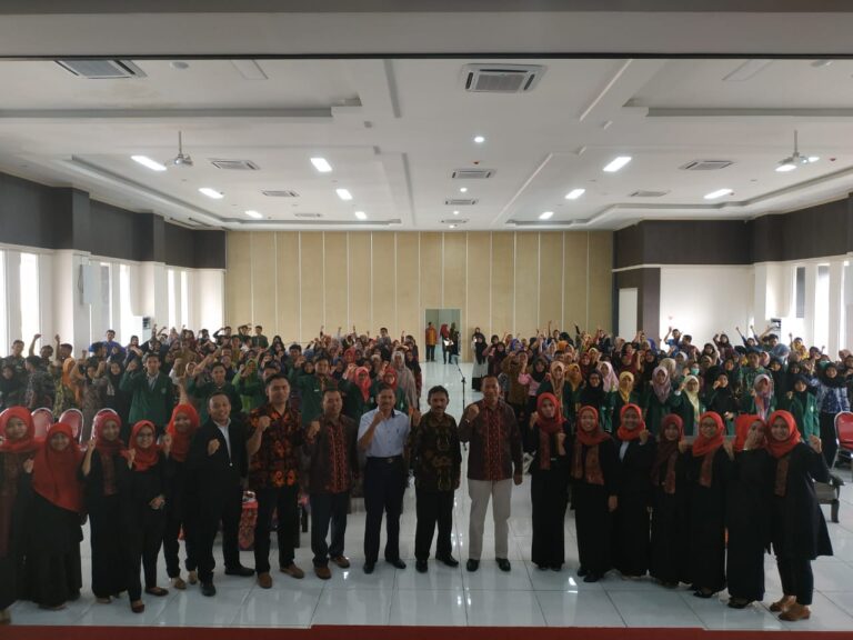 Rektor: Guru Milenial itu yang Kuat Karakter Keagamaan, Intelektual dan Humanisnya