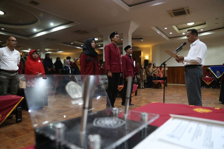 Rektor Minta Fungsionaris Mahasiswa Berperan Strategis Bagi Bangsa