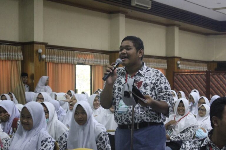 SMAM 25 Pamulang Kunjungi UMM