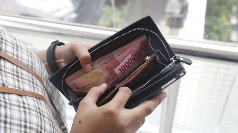 Sambut Tahun Baru, Ini Tips Dosen UMM buat Amankan Keuanganmu di 2023!