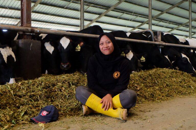 Satu-satunya Perwakilan PT Swasta, Luthfin Belajar Industri Peternakan Ke Australia