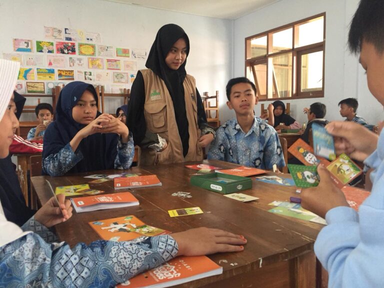 Semai Nilai Perdamaian dan Tangguh Bencana Lewat Boardgames