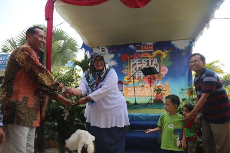 Semarak Pesta Kebun FPP, Berhadiah Kambing sampai Ikan Cupang