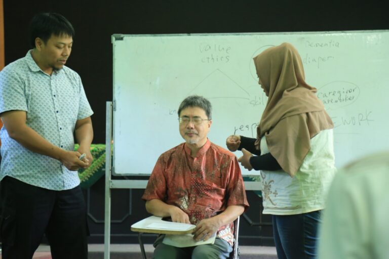 Tambah Bekal Lulusan Keperawatan, UMM Datangkan Pengajar Ahli Asli Jepang