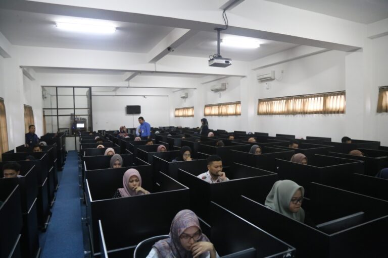 Tes Masuk Profesi Apoteker dan Ners UMM Berbasis Komputer