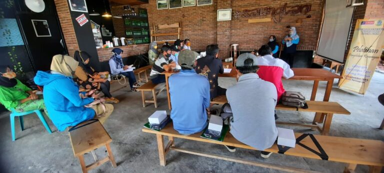 Tim PMM ini Bikin Modul dan Sistem Laporan Keuangan untuk Petani