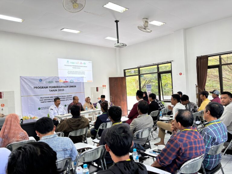 UMM Latih Puluhan Juru Sembelih Halal