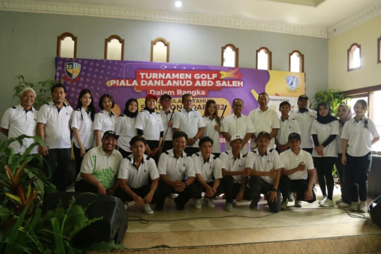 UMM Launching UKM Golf di Lanud Abd Saleh Malang