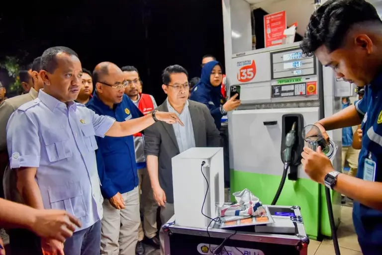 Gonjang Ganjing: Bahlil Lahadalia Bantah Isu Etanol Merusak Mesin, Sebut Ada Kepentingan di Balik Isu Negatif