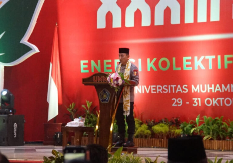 Kapolri Hadiri Penutupan Tanwir IMM di UMM, Ajak Mahasiswa Jadi Solusi Tantangan GlobalKapolri Hadiri Penutupan Tanwir IMM di UMM, Ajak Mahasiswa Jadi Solusi Tantangan GlobalKapolri Hadiri Penutupan Tanwir IMM di UMM, Ajak Mahasiswa Jadi Solusi Tantangan Global