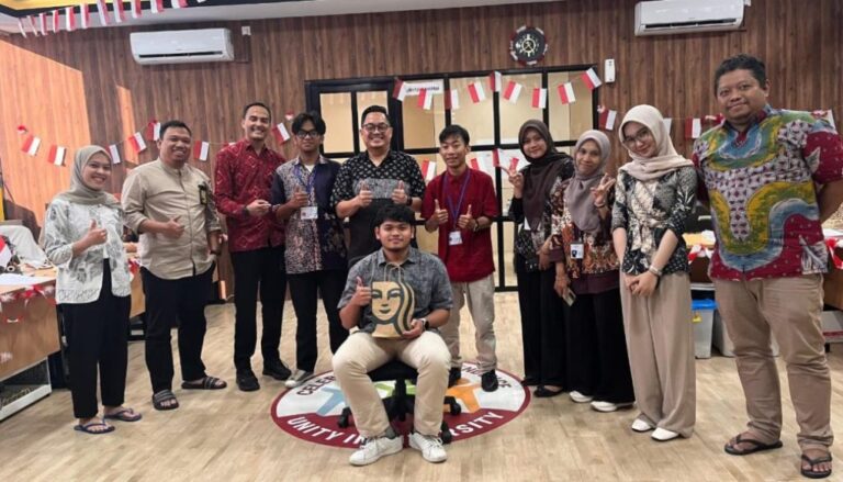 Mahasiswa Ekonomi Syariah UMM Implementasi Matkul Akuntansi-Aplikom Saat Magang Kerja Bidang Keuangan di Bandara Batam