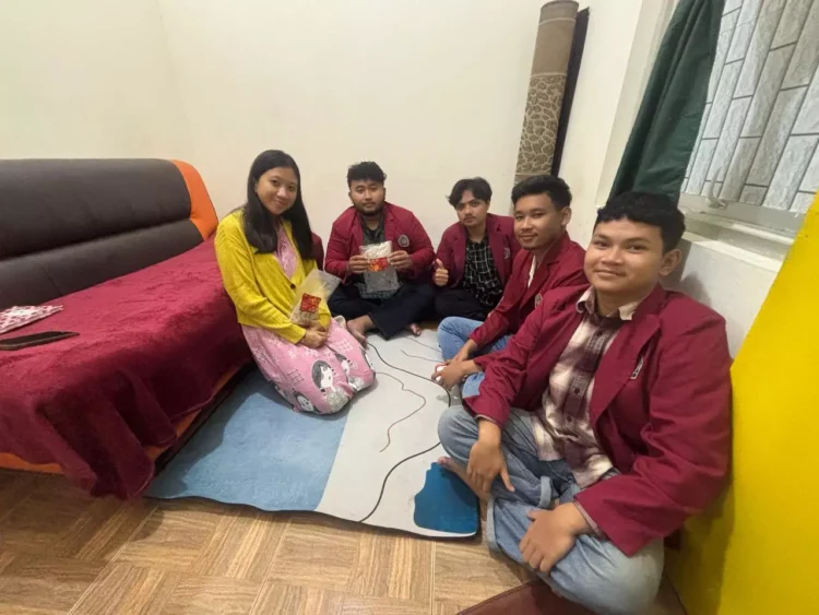 Mahasiswa FH UMM Edukasi UMKM Kota Batu soal Pengurusan SPP-IRT