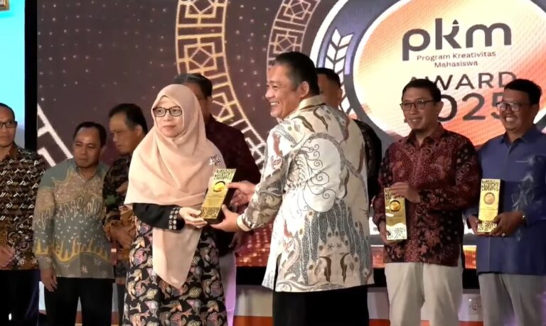 UMM Menangi Dua Penghargaan Kampus Terbaik dari Belmawa Dikti