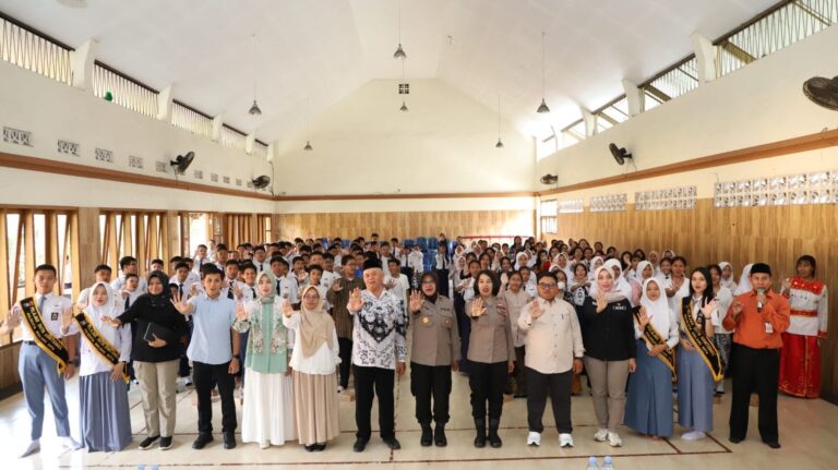 Kolaborasi UMM dan Polresta Malang Tingkatkan Edukasi Hukum bagi Pelajar