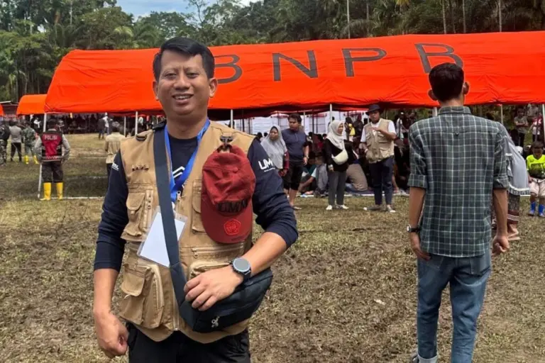 Rindya Fery, Dosen UMM Hampir Sebulan di Agam Sebagai Ketua Pos Koordinasi
