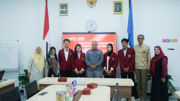 Bukan Hanya di Indonesia, UMM Beri Kontribusi Nyata Melalui KKN di Malaysia