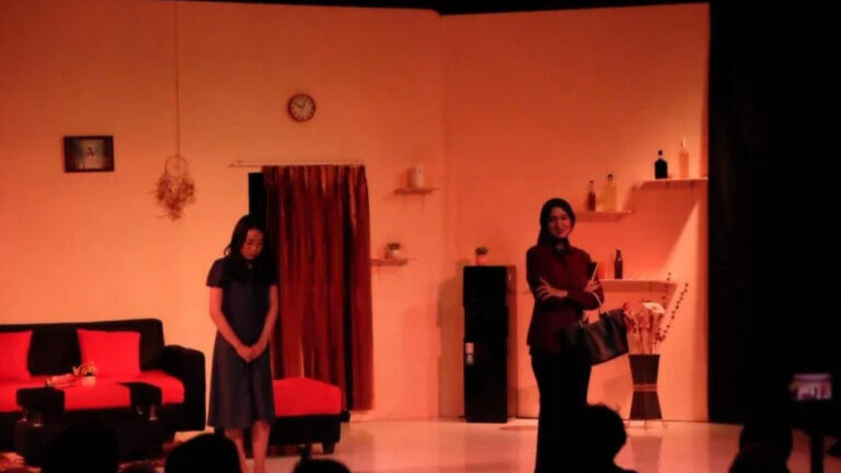 Mahasiswa BSI UMM Pentaskan Dua Lakon Kontras dalam Teater Penyutradaraan, Angkat Isu Pengkhianatan dan Kesetiaan