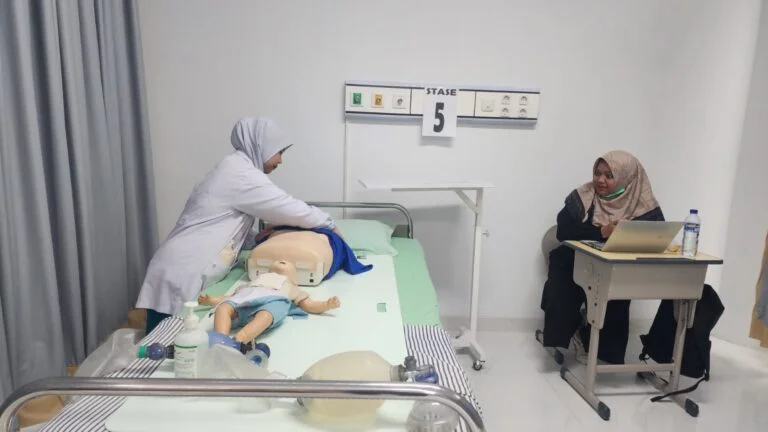 OSCE Berbasis Mini Hospital Tingkatan Kompetensi Mahasiswa Keperawatan UMM
