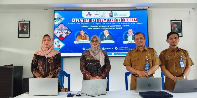 Pelatihan Menulis Biografi di SMAN 1 Kota Malang Hasilkan Buku Keteladanan Kepala Sekolah