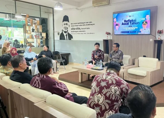 Mahasiswa BSI Modern UMM Pentaskan Dua Lakon Teater Sarat Konflik