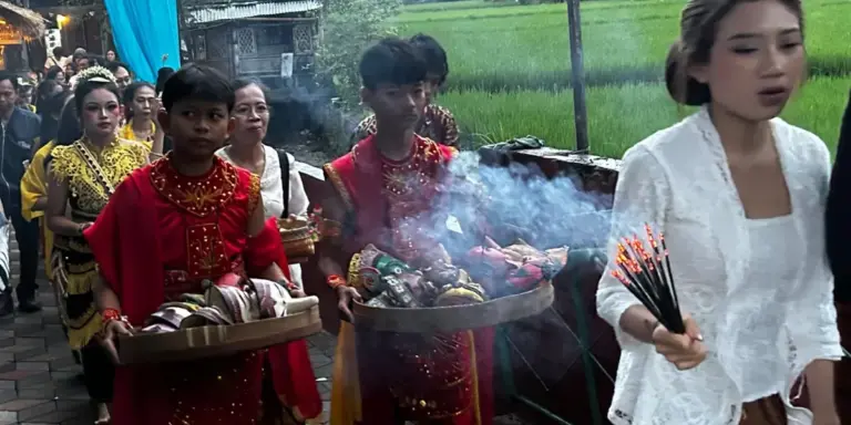 Arak-Arakan dan Nyadran Empu Topeng Malang, Puncak Sakral Festival Kampung Budaya Polowijen #9