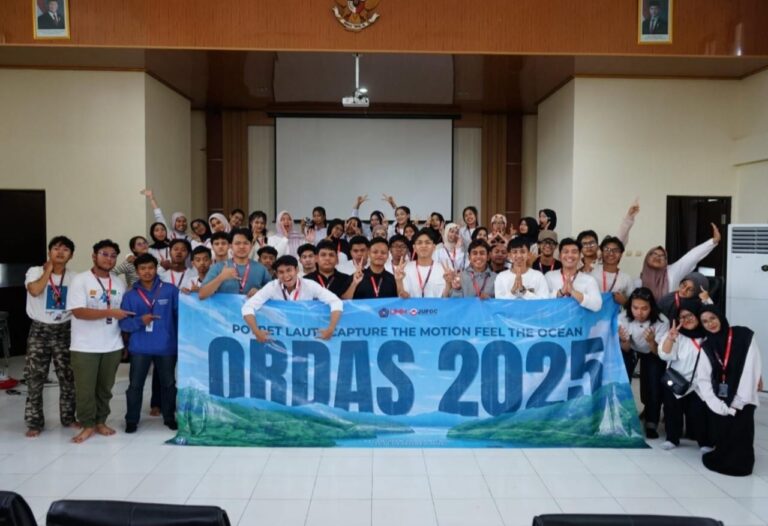 Melihat Agenda JUFOC UMM Diklat Fotografi di Pelabuhan Perikanan Pondokdadap