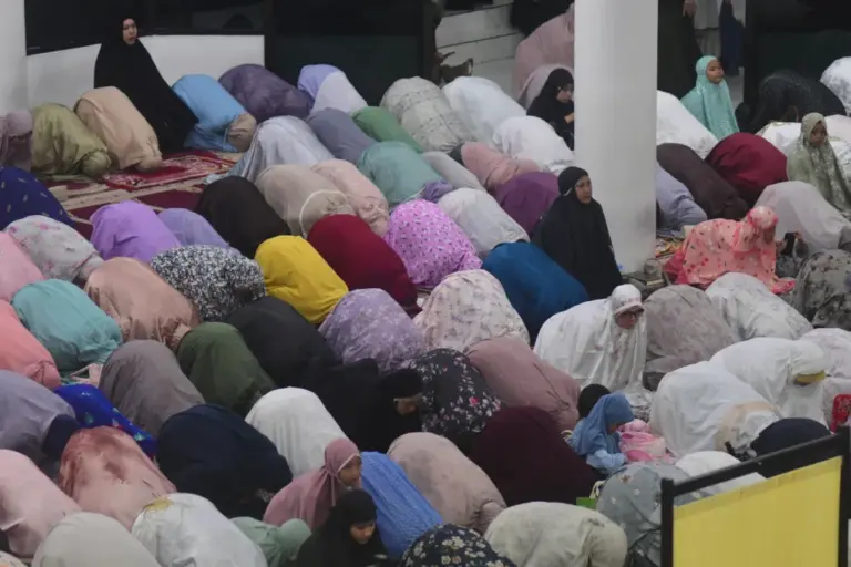 Muhammadiyah Awali Salat Tarawih