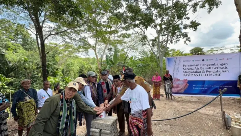 UMM Alirkan Air Bersih Di Desa Tliu NTT