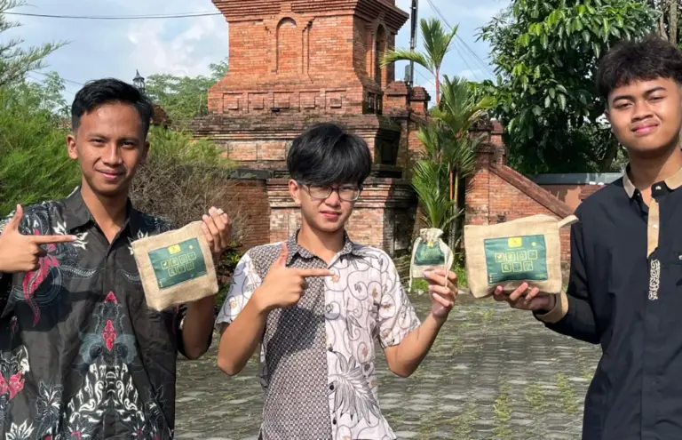 Santri PPI-AMF Ubah Limbah Jagung Jadi Produk Ramah Lingkungan, Raih Medali Nasional